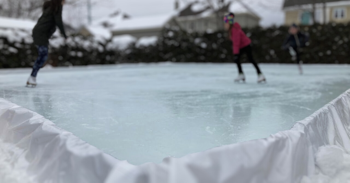 Building an ice rink at home step by step